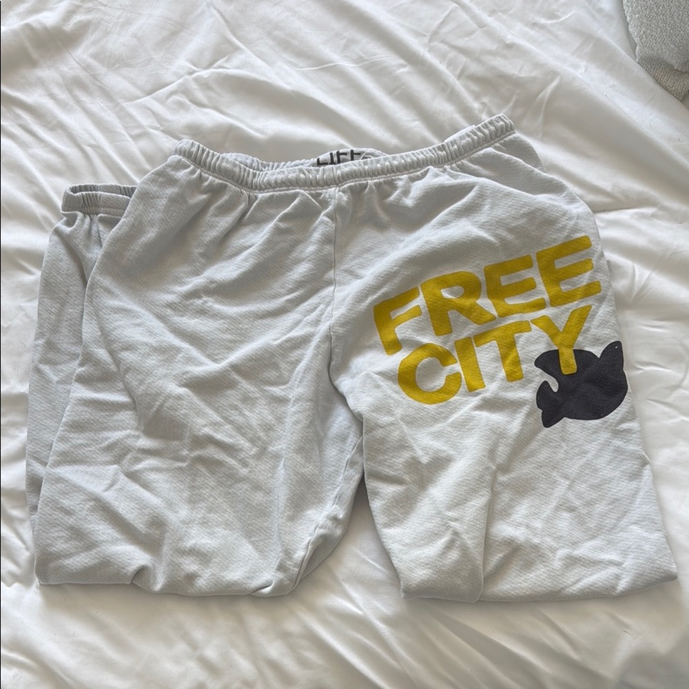 Freecity Gray Ankle Pants with Yellow Logo